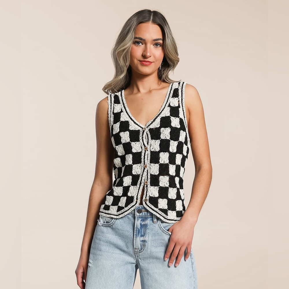 EMORY PARK Crochet Checkered Button Tank